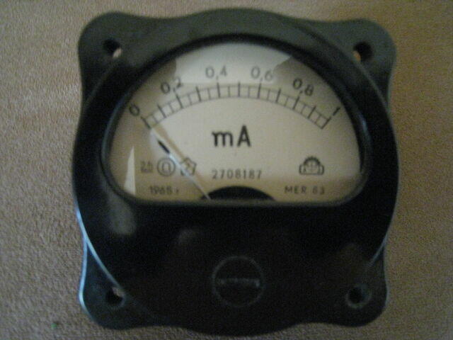 Miliamperomierz MER 63 0-1 mA