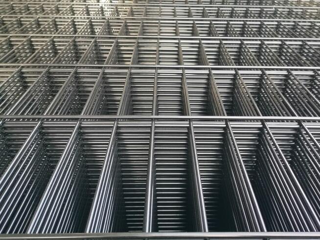 Panele siatki ogrodzeniowe 2D