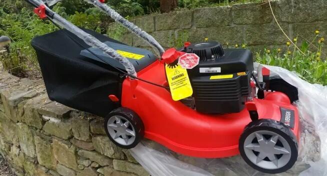 Kosiarka spalinowa LEKKA dla seniorów