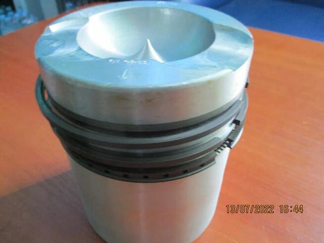 Tłok silnika SW 400 do Bizona wolnossący