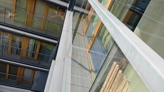 Mycie Zabudowy Balkonowej i Okien