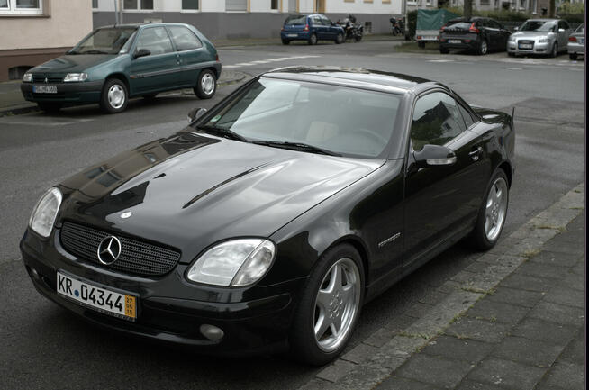 Mercedes SLK 200, czarny, cena 15 000