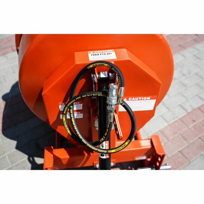 Betoniarka do ciągnika KCM5 na wałek WOM Geograss