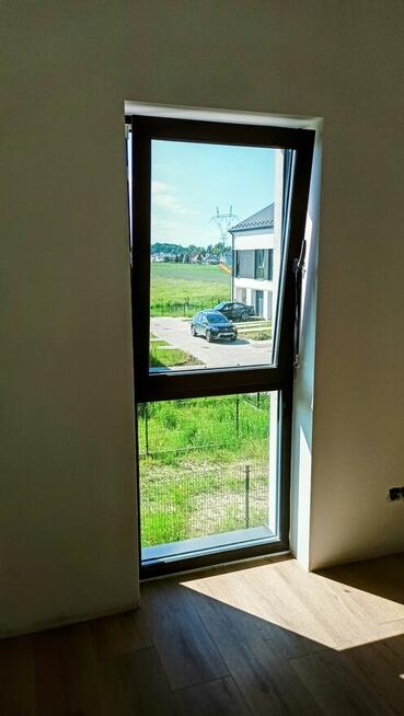 Mycie Zabudowy Balkonowej i Okien