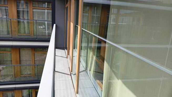 Mycie Zabudowy Balkonowej i Okien