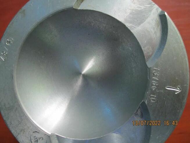 Tłok silnika SW 400 do Bizona wolnossący