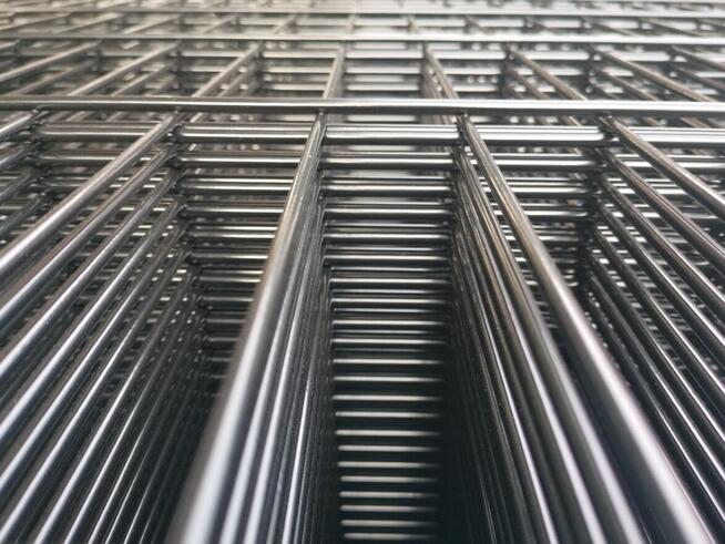 Panele siatki ogrodzeniowe 2D