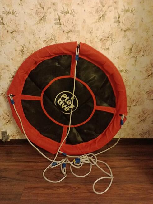 Huśtawka ogrodowa wisząca