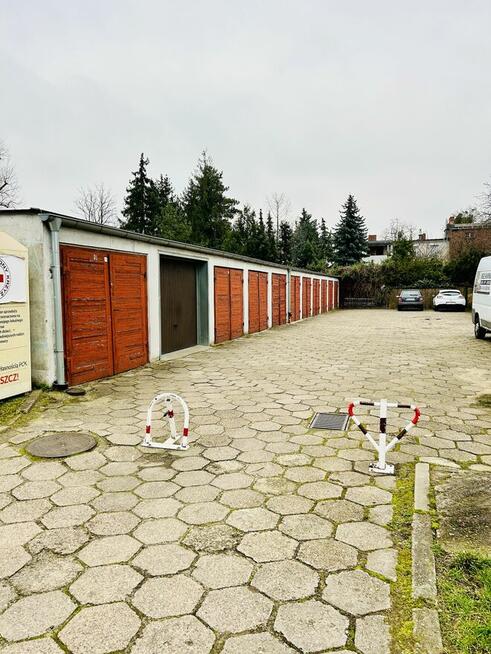 Idealny na parking lub magazynek - murowany garaż