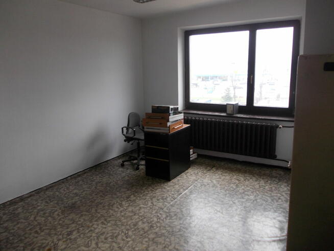 PKS S.A. w Kłodzku wynajmie pomieszczenie biurowe 21,56 m2