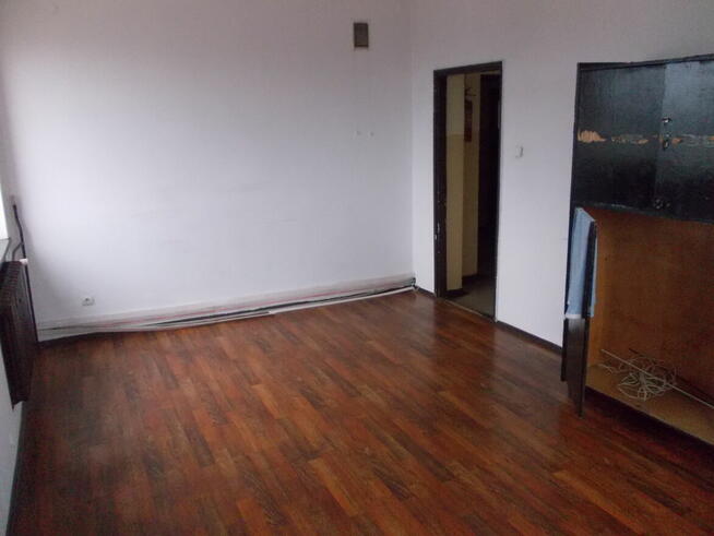 PKS S.A. w Kłodzku wynajmie pomieszczenie biurowe 18,8 m2