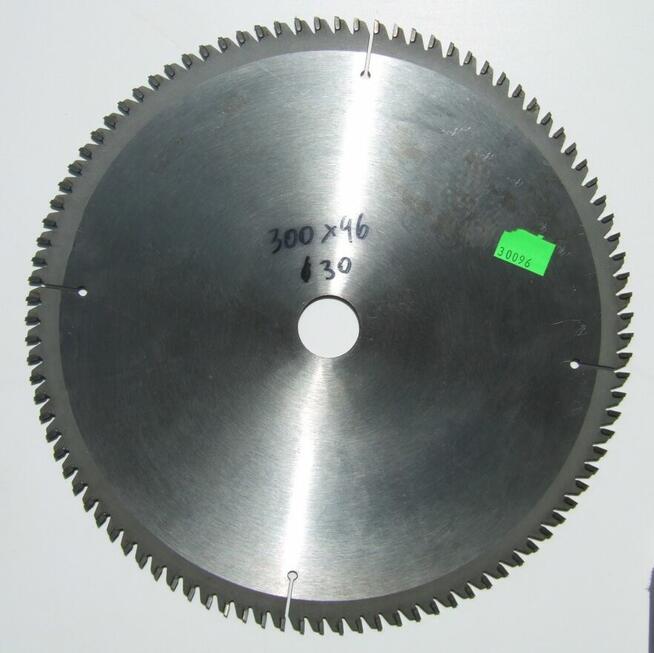 TARCZA PIŁA WIDIOWA DO DREWNA 130x24z/16 134x14z/16 150x24z/