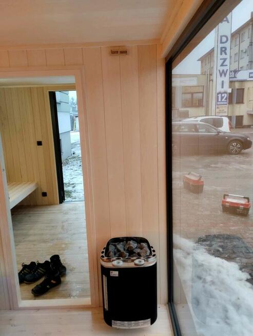 Sauna ogrodowa z pomieszczeniem relaksu