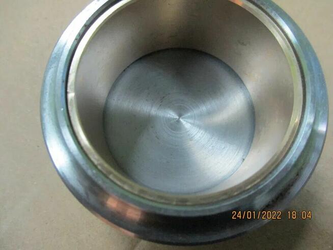 Łożyska przednie i tylne wałka rozrządu silnika SW 680