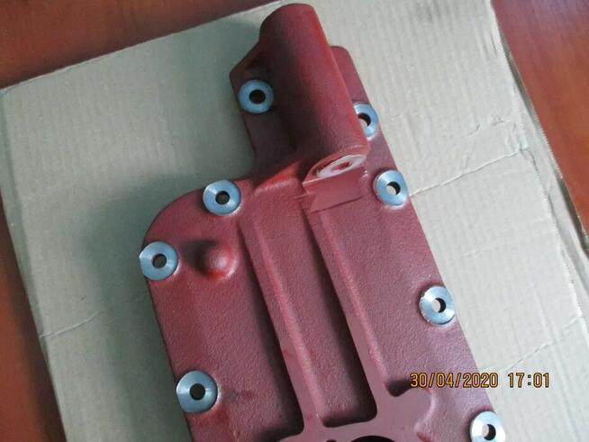 Pokrywa boczna przednia silnika SW 680 do mocowania alterna