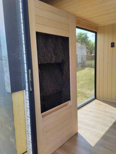 Sauna ogrodowa z pomieszczeniem relaksu