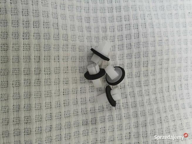 NOWE SPINKI TYLNEJ LAMPY KOMBI ROVER 75 MG ZT XFR000021 !!!