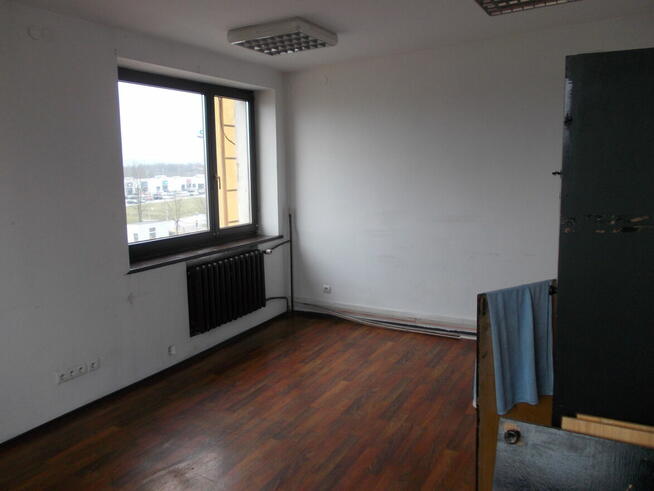 PKS S.A. w Kłodzku wynajmie pomieszczenie biurowe 18,8 m2