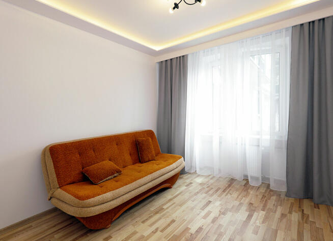 Sprzedam mieszkanie 51 m2. Kraków, os. Hutnicze. Parter.