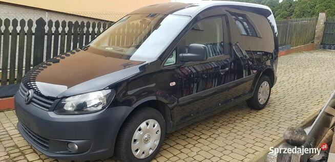 Volkswagen Caddy 1.6 TDI rok 2012