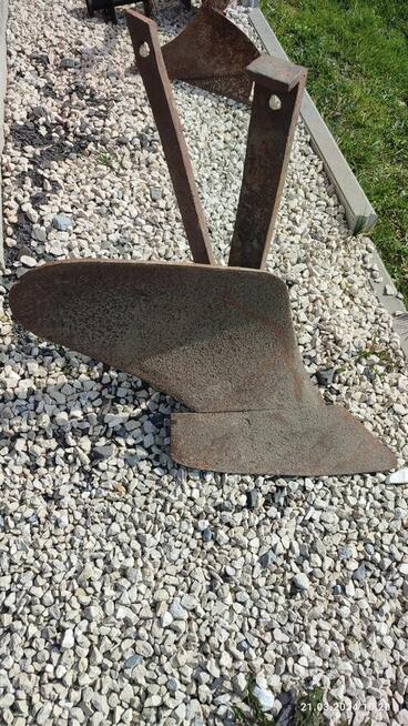 Pług do traktora/glebogryzarki