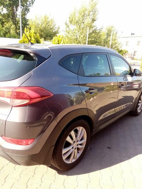 Hiunday Tuscon salon 2015 r 1, 7 d