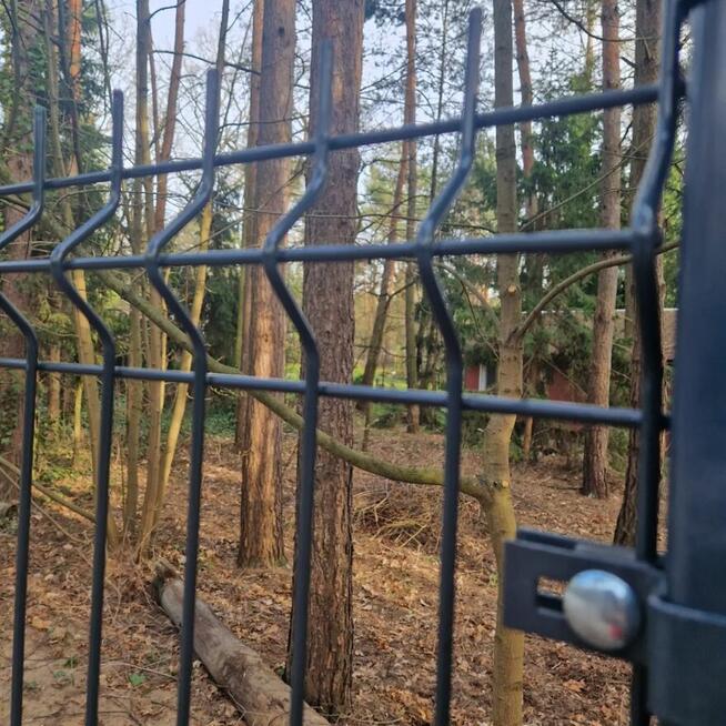Panele ogrodzeniowe, słupki, siatka, bramy, furtki