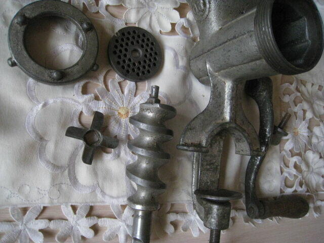 Maszynka do mielenia mięsa, żeliwna