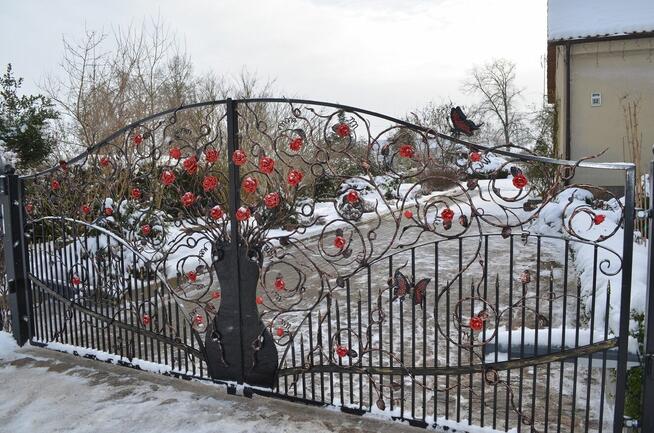 kuta brama , kowalstwo, brama, ogrodzenie ,