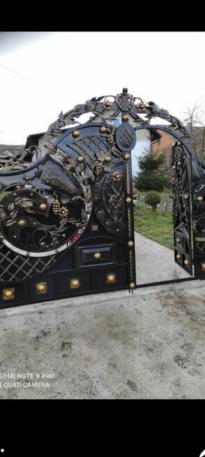 Brama wjazdowa dwuskrzydłowa