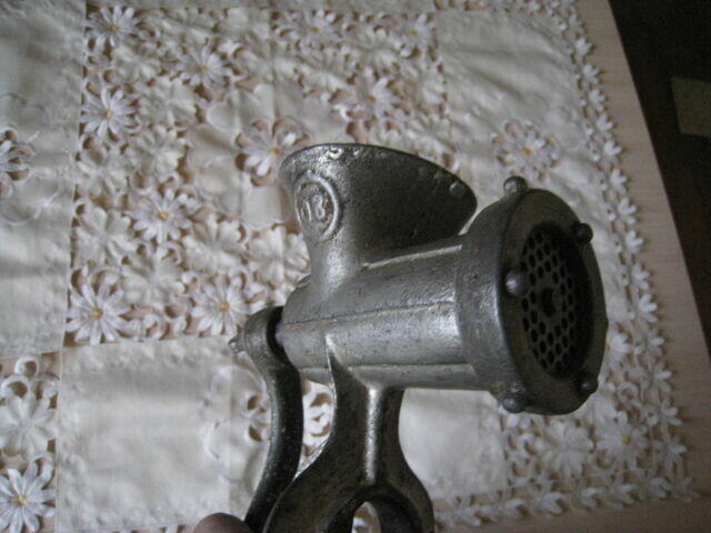 Maszynka do mielenia mięsa, żeliwna