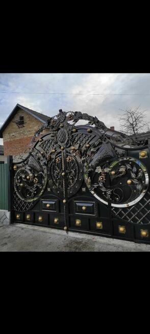 Brama wjazdowa dwuskrzydłowa