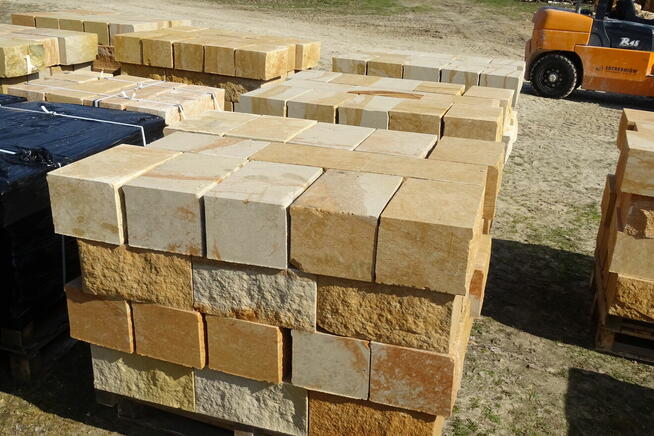 Kamień murowy 20x20x40 formak rzędowy murak z piaskowca