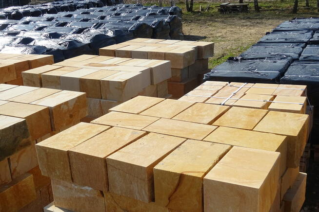 Kamień murowy 20x20x40 formak rzędowy murak z piaskowca
