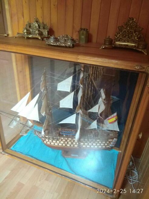 XVIII - wieczny żaglowy okręt liniowy Santisima Trinidad