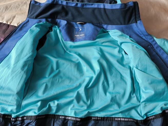 Sprzedam nową kurtkę firmy Outhorm rozmiar M.