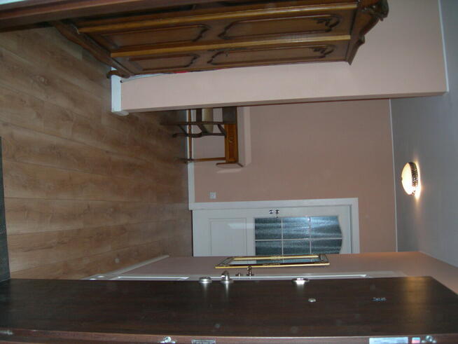 Sprzedam 2 pokoje z wyposażeniem