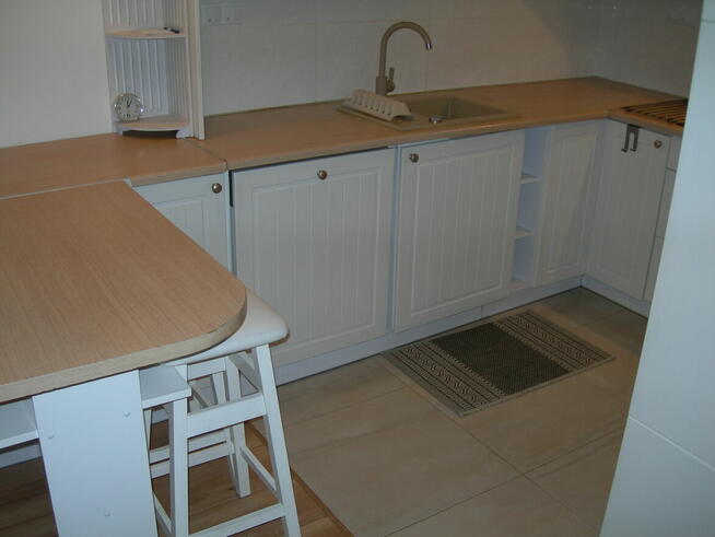 Sprzedam 2 pokoje z wyposażeniem