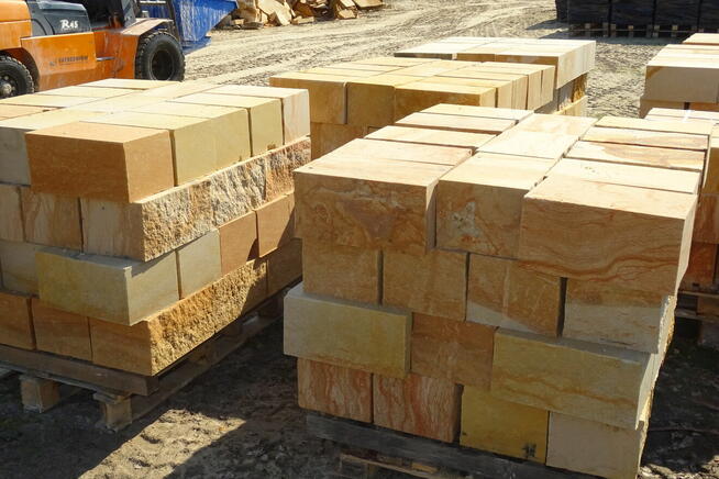 Kamień murowy 20x20x40 formak rzędowy murak z piaskowca