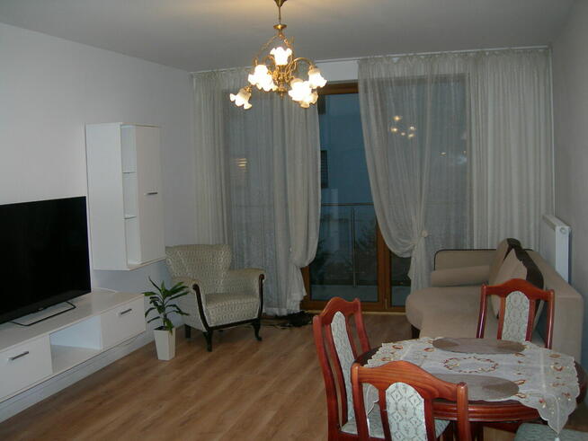 Sprzedam 2 pokoje z wyposażeniem