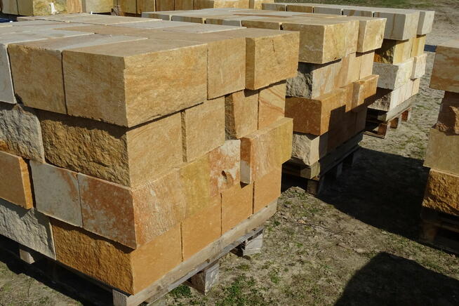 Kamień murowy 20x20x40 formak rzędowy murak z piaskowca