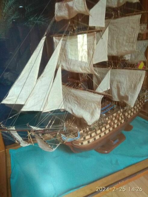 XVIII - wieczny żaglowy okręt liniowy Santisima Trinidad