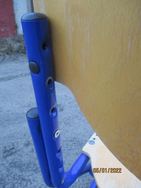 Krzesło metalowe regulowane