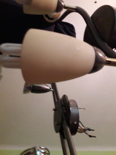 Żyrandole w super stanie