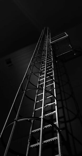 Drabina ewakuacyjna, drabina z koszem, przeciwpożarowa