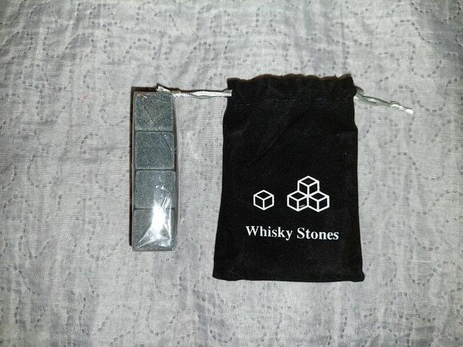 Nowy zestaw 12szt. kamiennych kostek do whisky i napojów