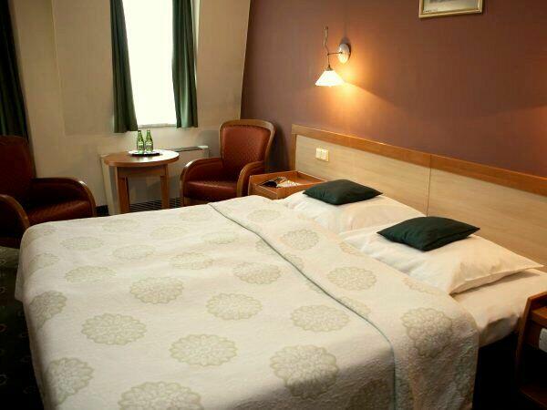 Tanie noclegi w Krakowie dla grup szkolnych, pielgrzymów