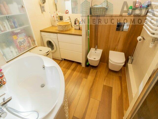 Przestronne mieszkanie z balkonem w Koninie Chorzeń !!