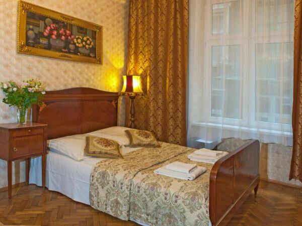 Tanie noclegi w Krakowie dla grup szkolnych, pielgrzymów