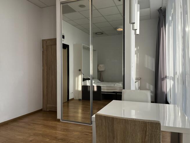 Elegancki Apartament z tarasem (NOWE)